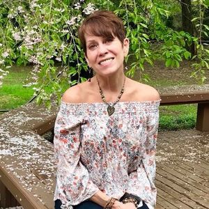 Meet your Posher, Sukie